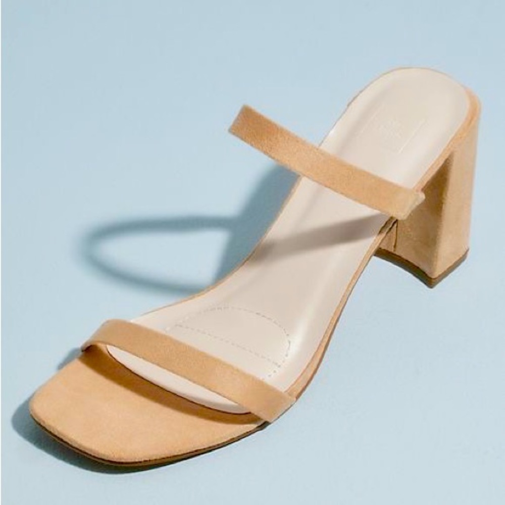 David’s bridal size 8 nude heels, brand new!